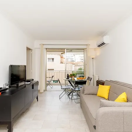 Presqu Ile Apartment Cannes